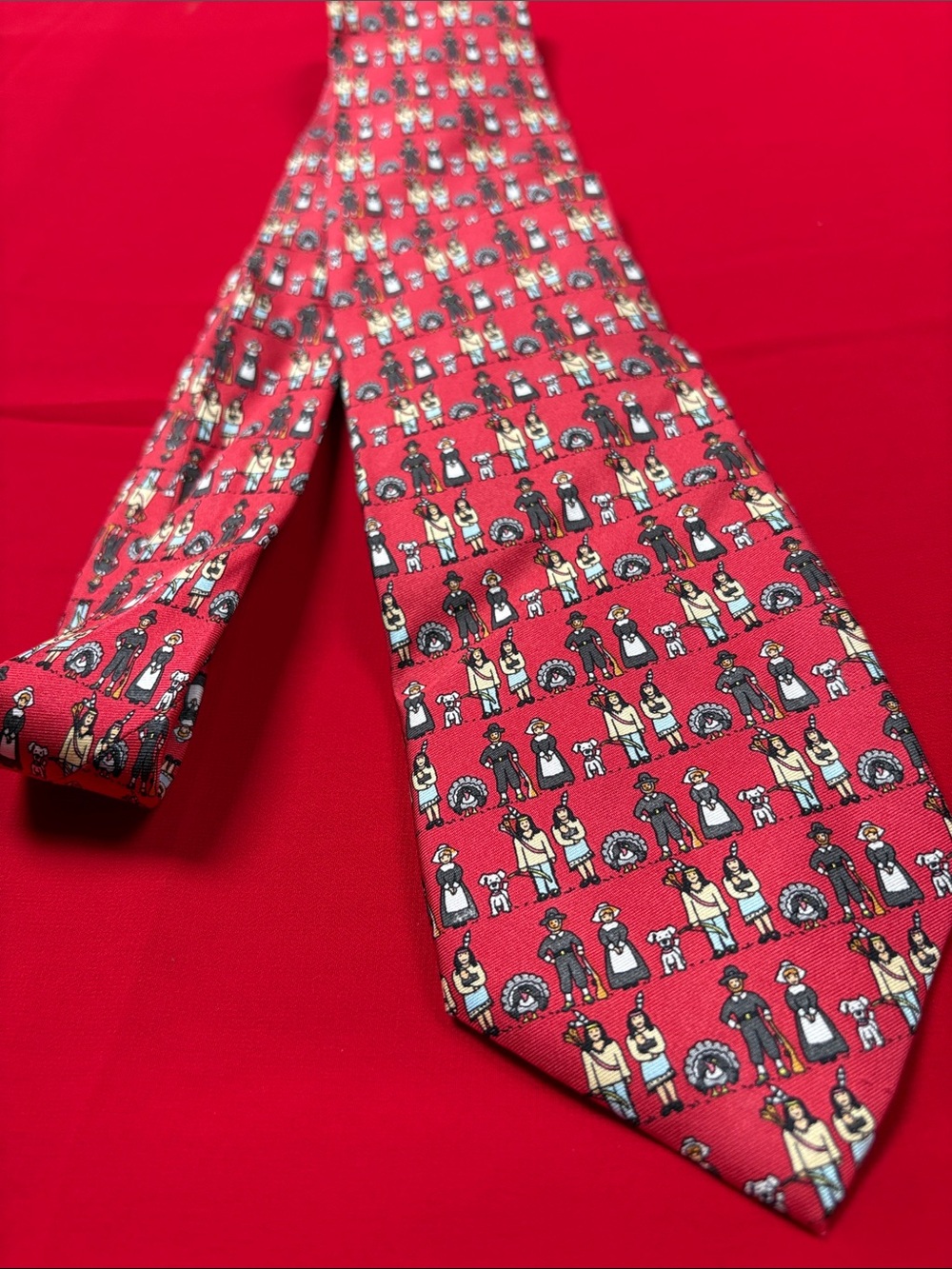 Alynn Dinner Guests Pilgrims silk tie!